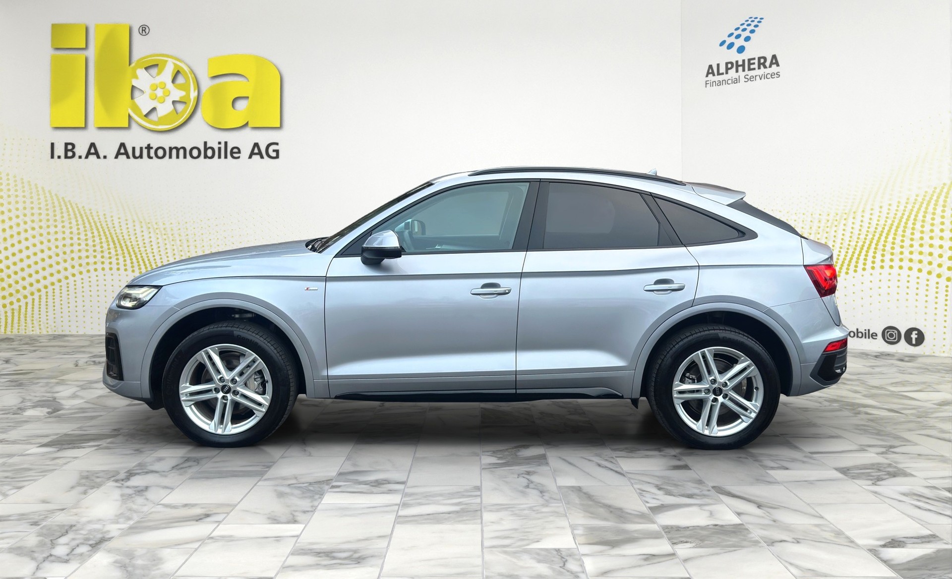 AUDI Q5 Sportback 40 TDI S-Line quattro AHK 4x4-showroom-element-1