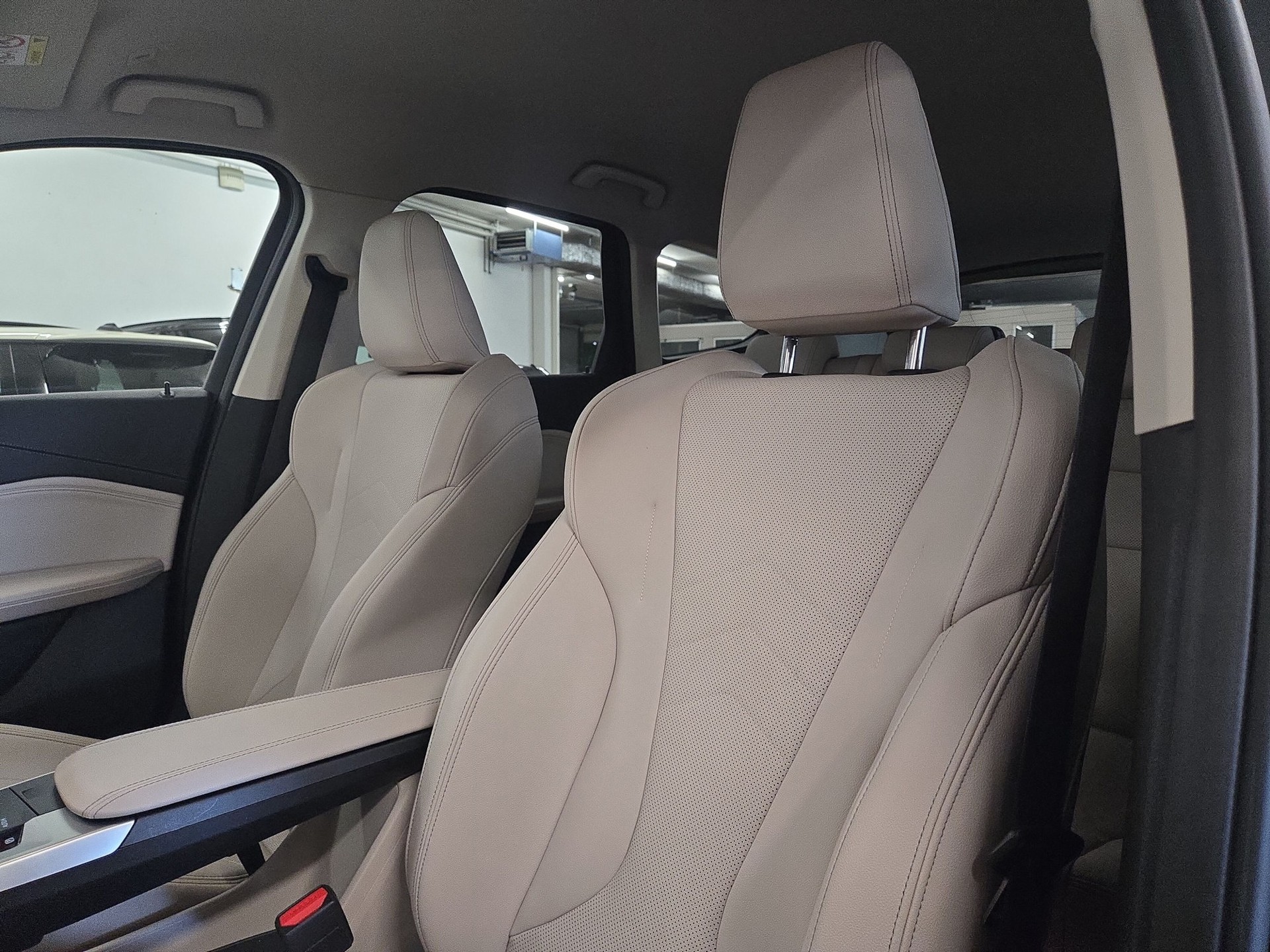 BMW X1 sDrive 18i xLine-image-9