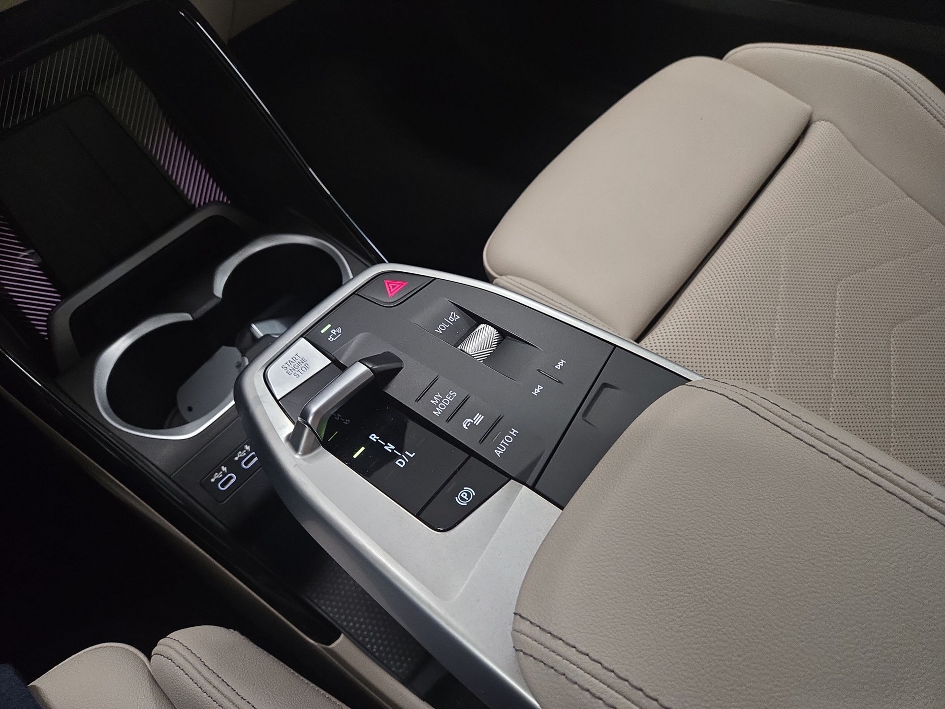 BMW X1 sDrive 18i xLine-image-10