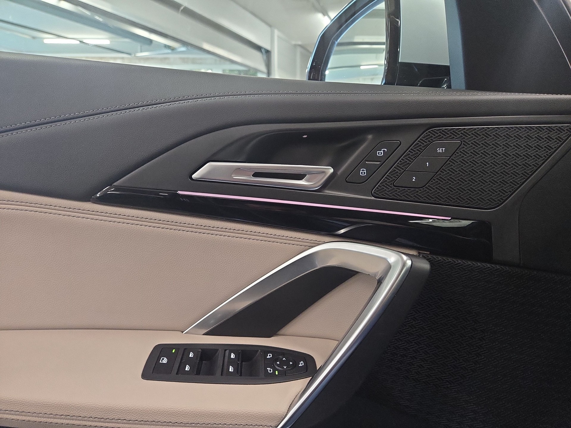 BMW X1 sDrive 18i xLine-image-16