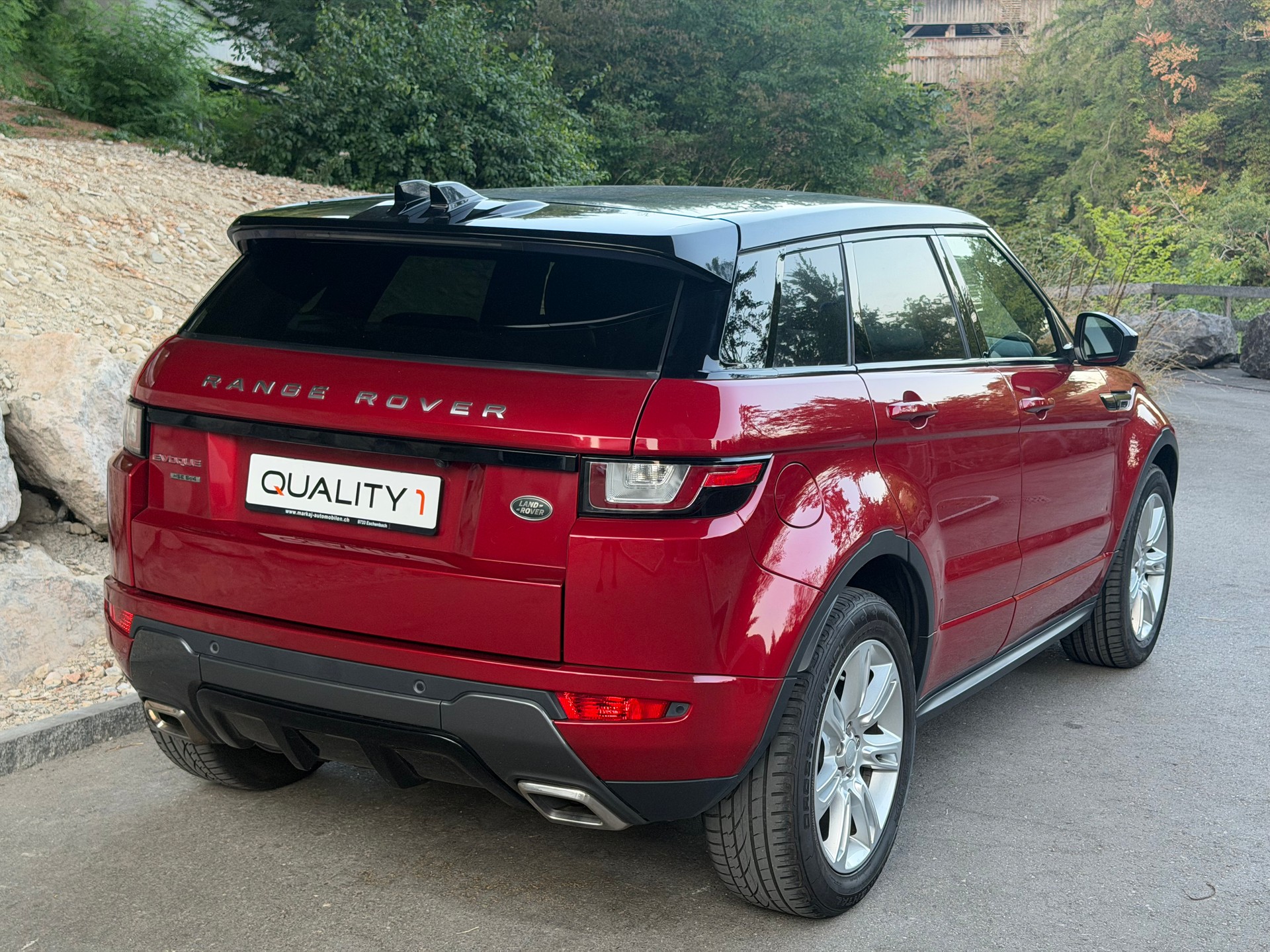 LAND ROVER Range Rover Evoque 2.0 SD4 SE Dynamic AT9-image-3