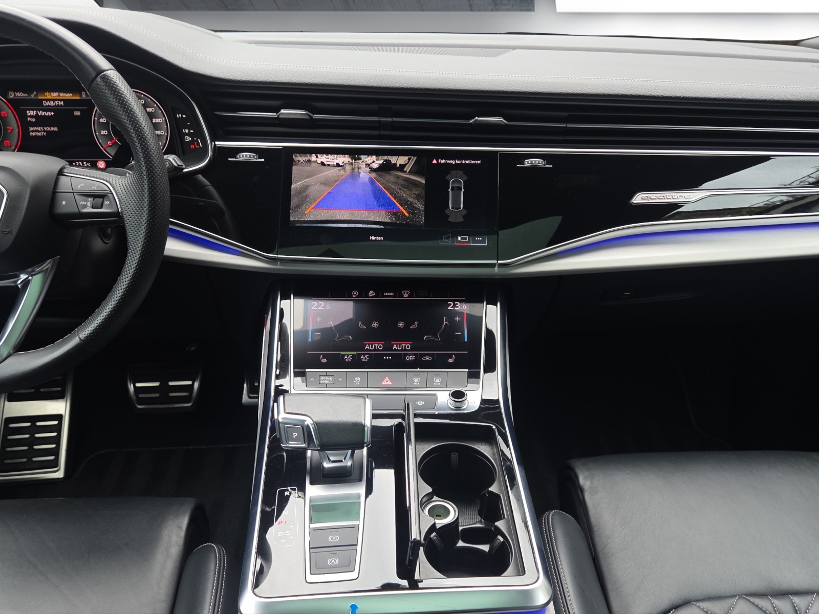 AUDI Q8 55 TFSI quattro tiptronic-image-11