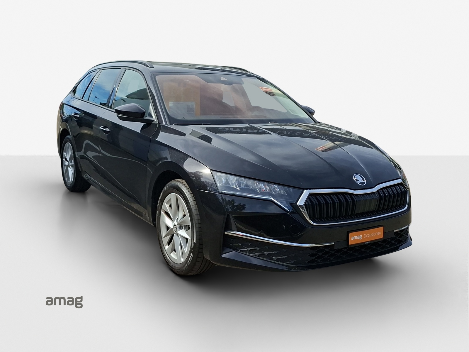 SKODA Octavia Combi 1.5 TSI mHEV DSG Dynamic-image-5