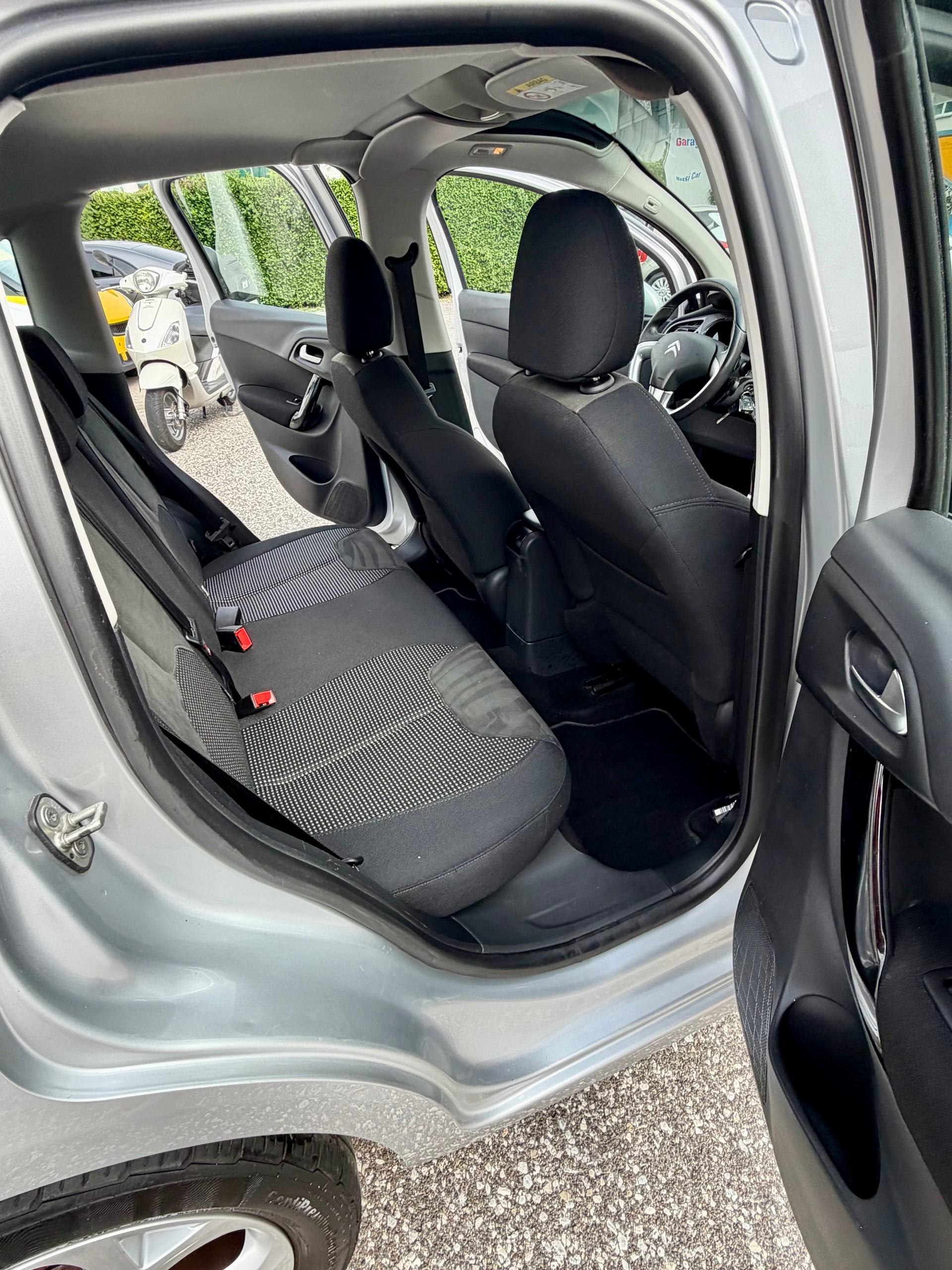 CITROEN C3 1.2i Exclusive ETG5-image-7