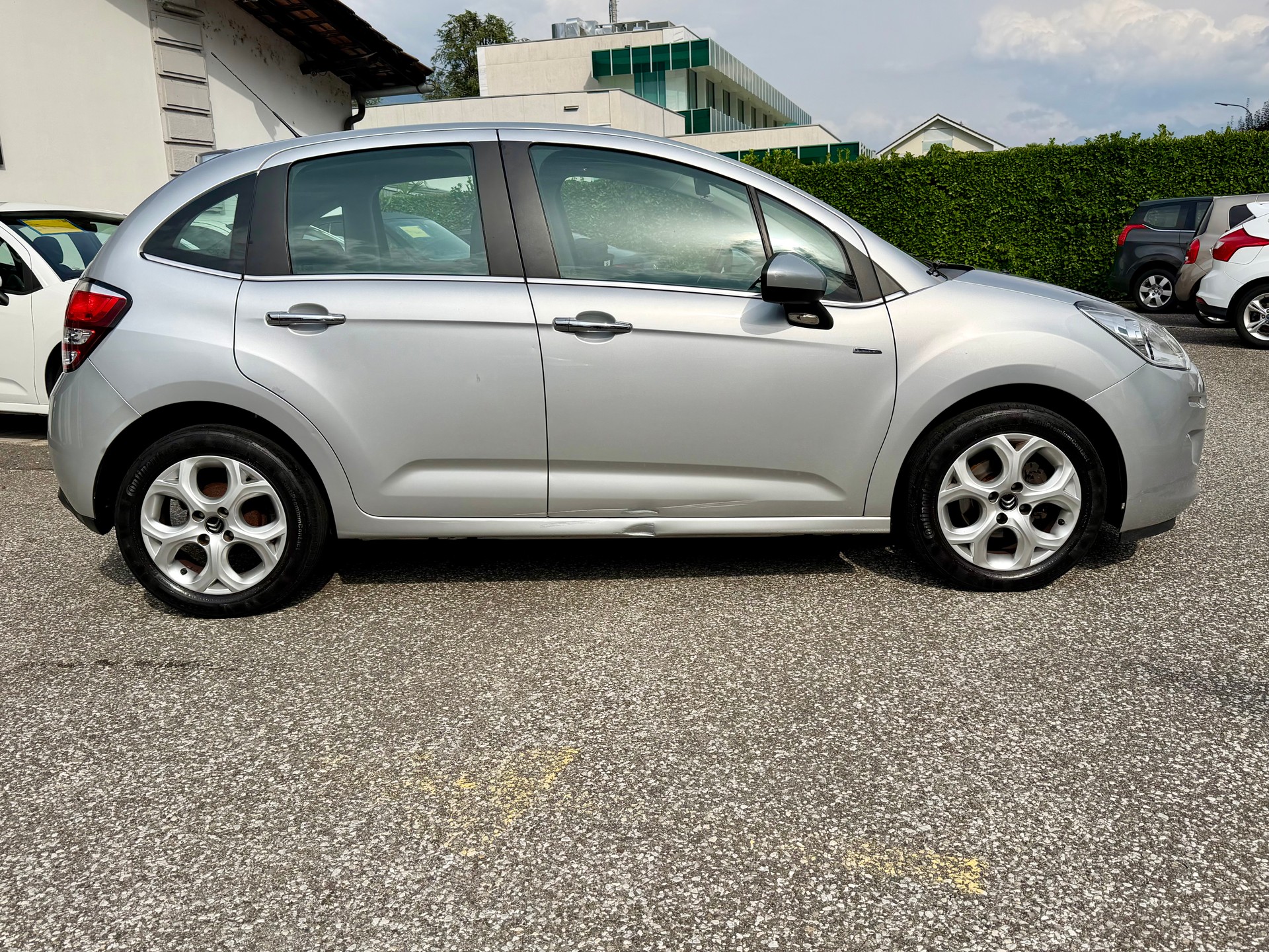 CITROEN C3 1.2i Exclusive ETG5-image-2