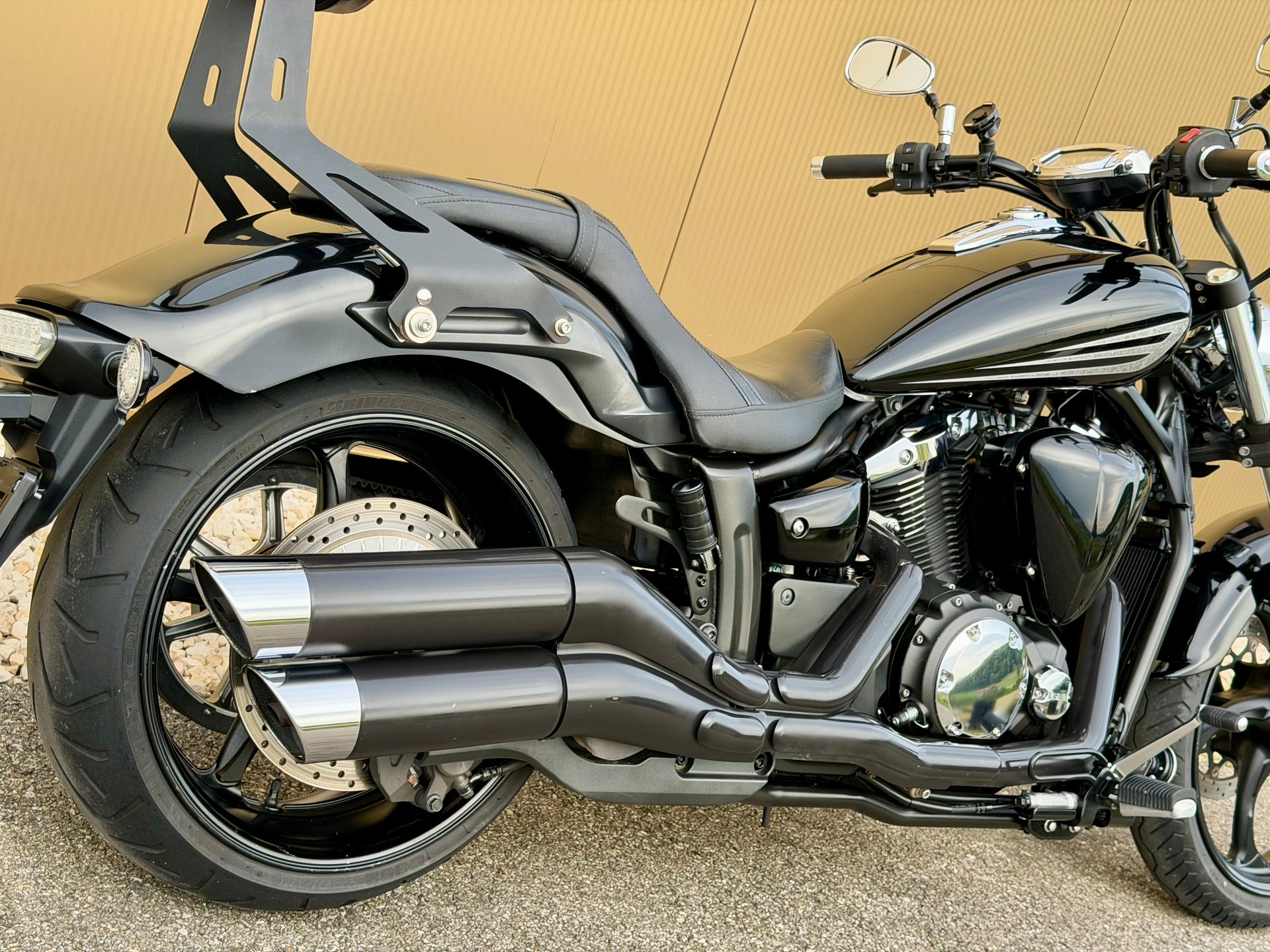 YAMAHA XVS 1300 Custom-image-6