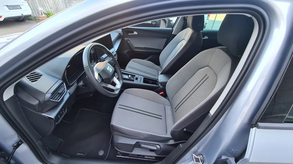 SEAT Leon ST 2.0 TDI EVO DSG Style ** Anh-Kupplung 1600 Kg ** Full Digital Cockpit ** Parklehnassistanz **Gr.Navi ** Parkhilfe **-image-10