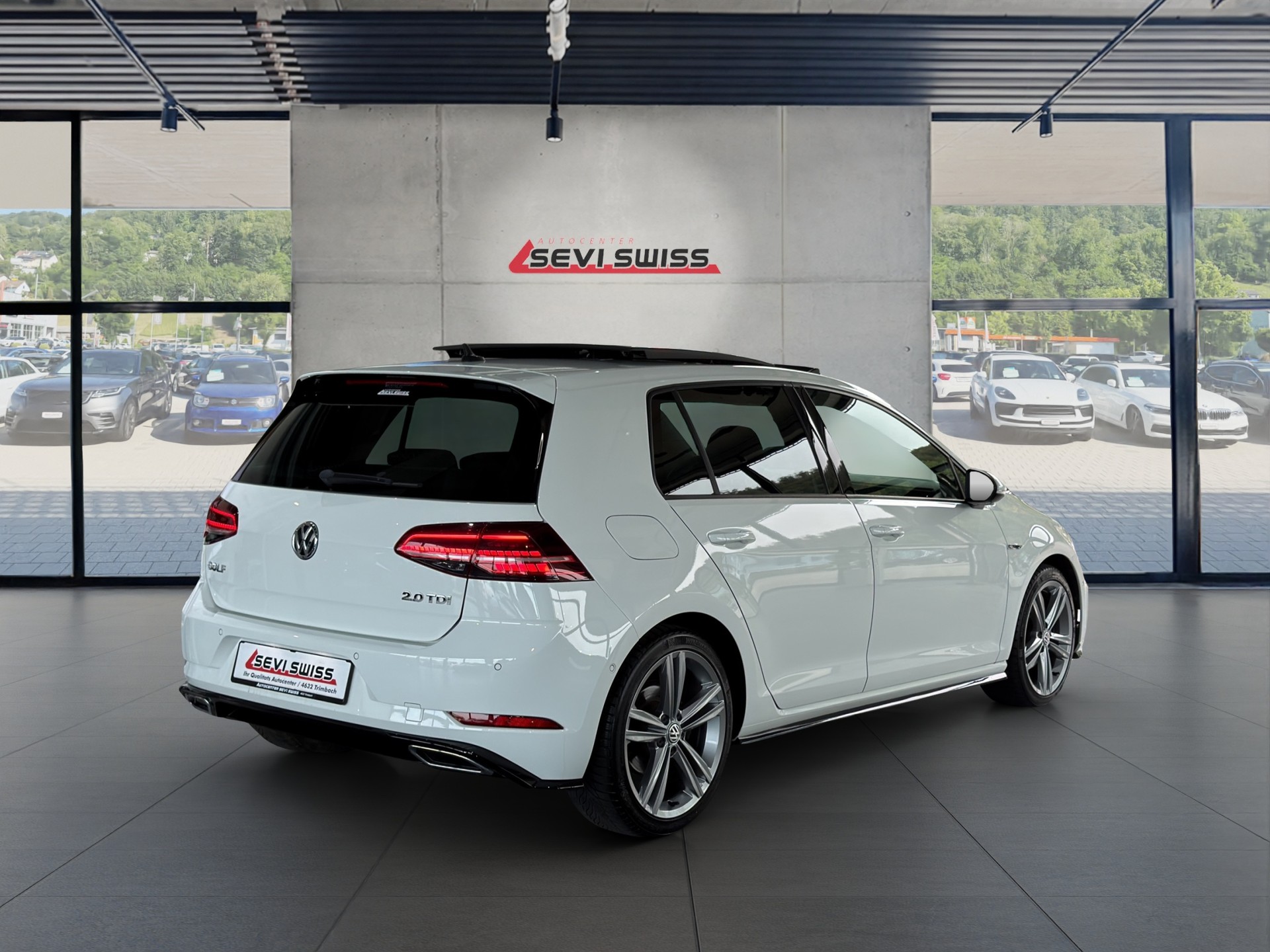 VW Golf 2.0 TDI Highline DSG*R-Line*Frisch ab MFK,1 Jahr oder 20'000km Garantie*-showroom-element-2