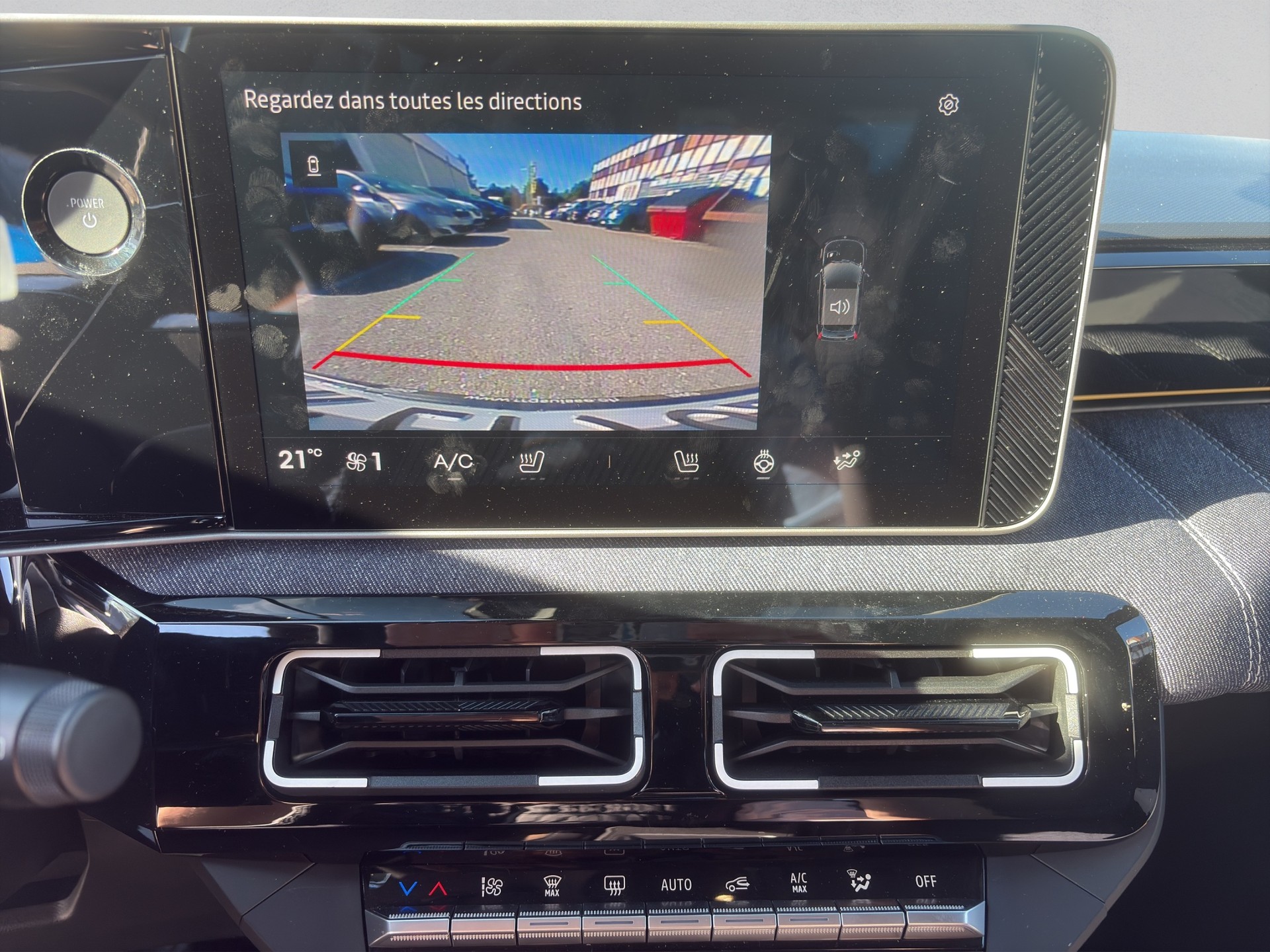 RENAULT R5 E-Tech Comfort Range 52 kWh Techno-image-12