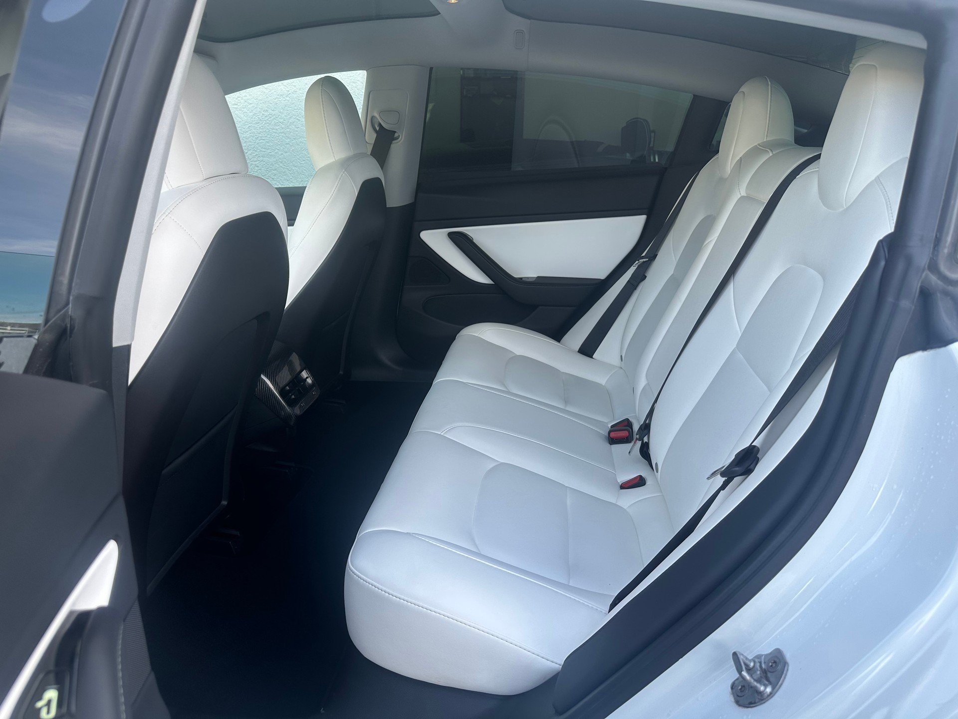TESLA Model 3 Performance Dual Motor AWD-image-6