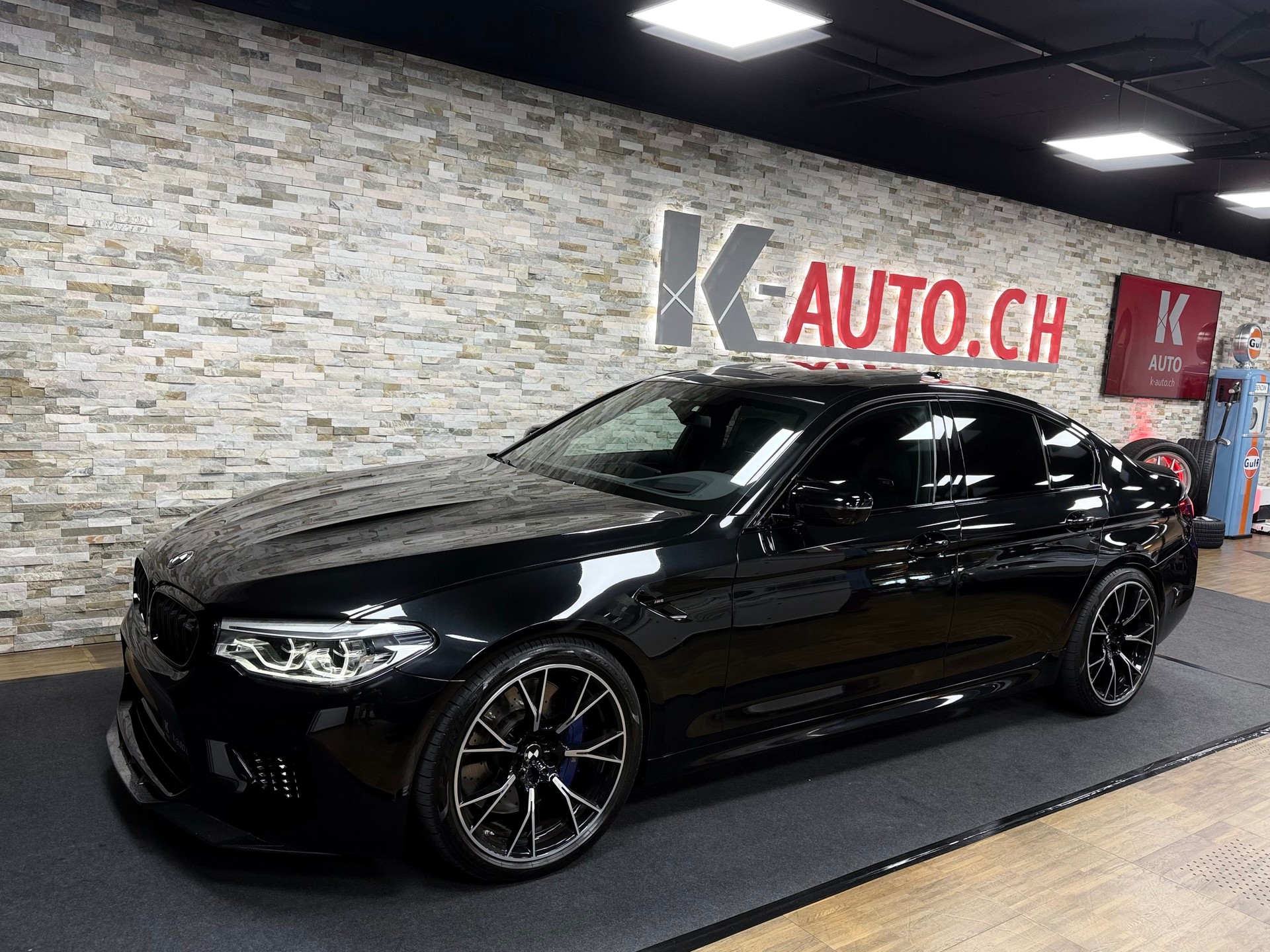 BMW M5 xDrive Competition Drivelogic