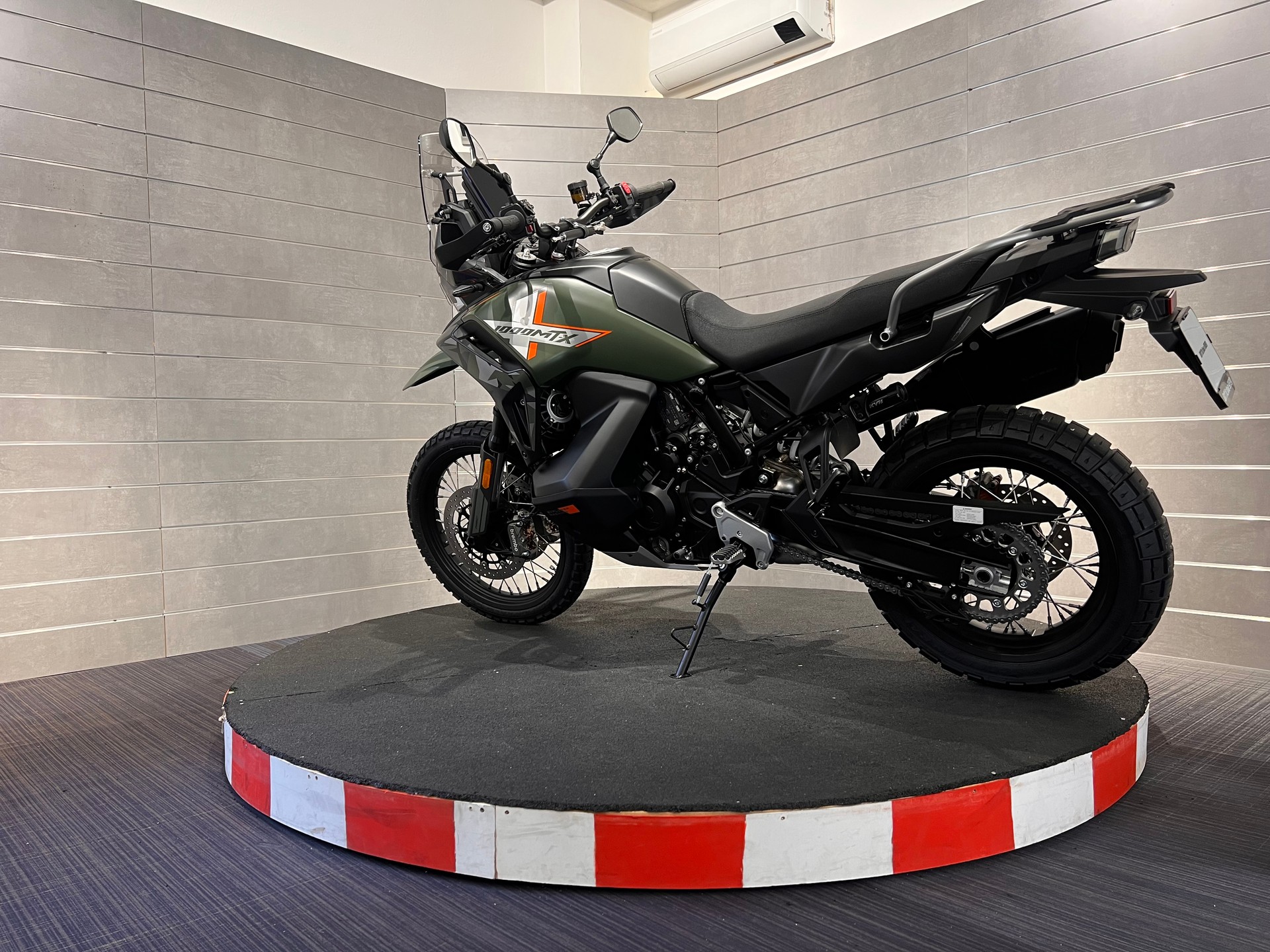 CF MOTO 1000 MT-X-image-2