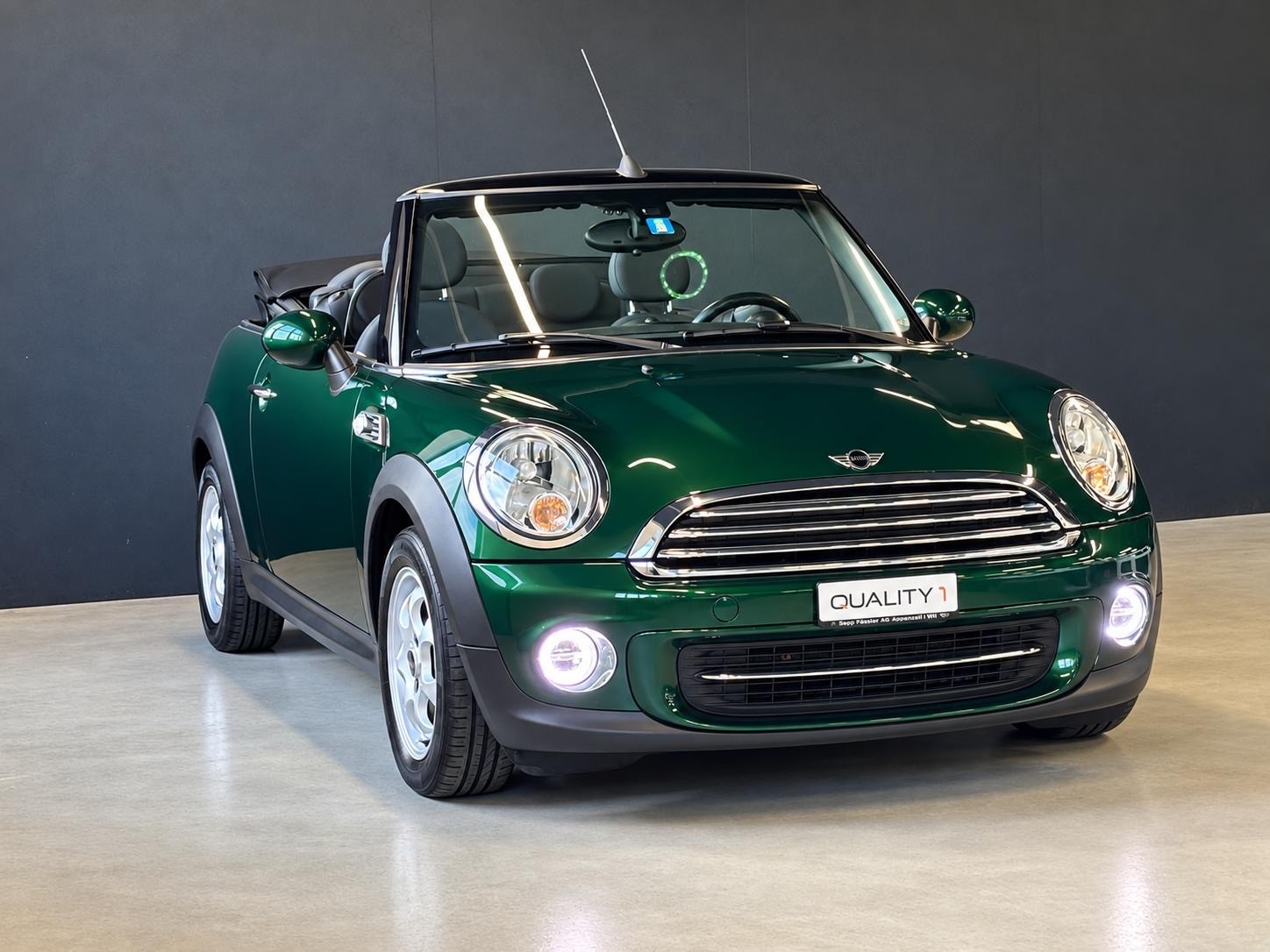MINI Cooper Cabriolet Steptronic