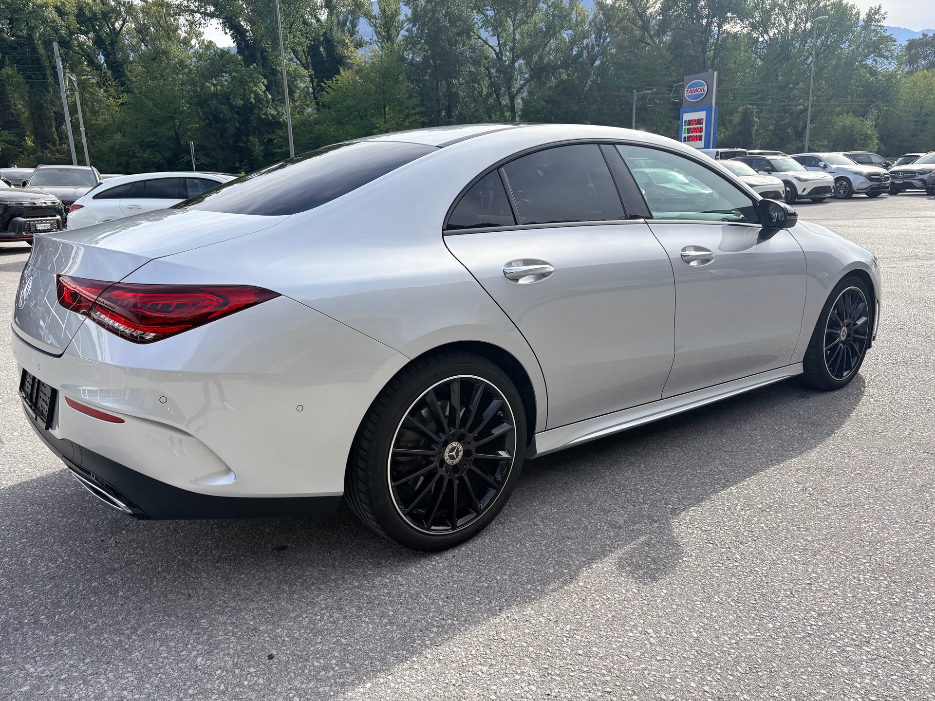 MERCEDES-BENZ CLA 250 4Matic AMG Line 7G-DCT-image-4