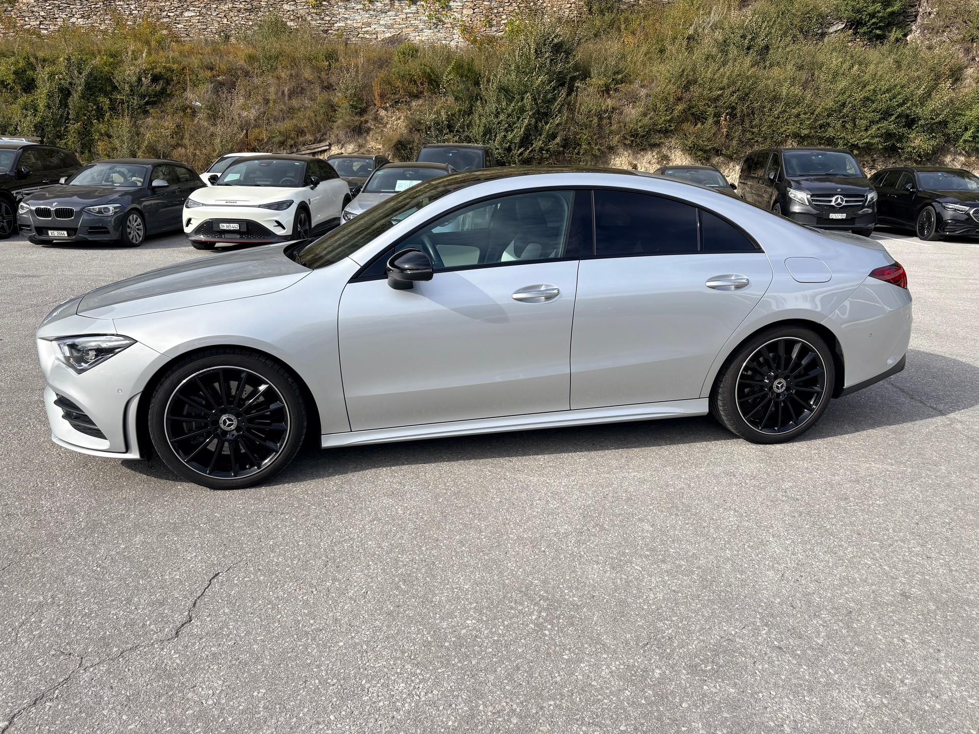 MERCEDES-BENZ CLA 250 4Matic AMG Line 7G-DCT-showroom-element-3