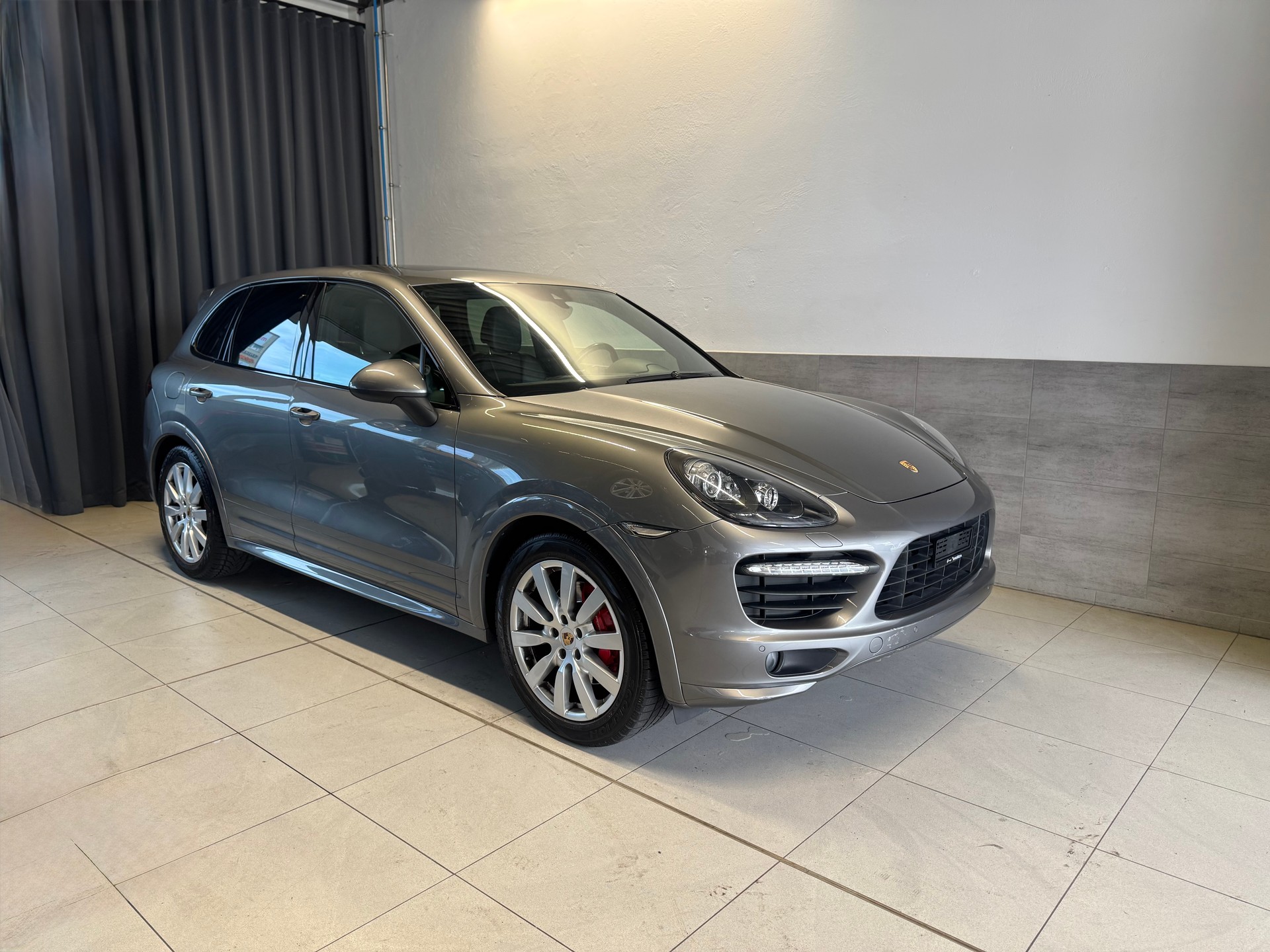 PORSCHE Cayenne GTS (49)