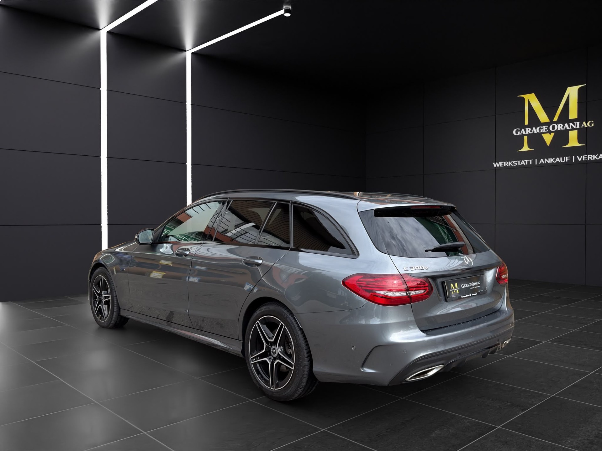 MERCEDES-BENZ C 300 e T-Modell AMG Line 9G-Tronic-showroom-element-2