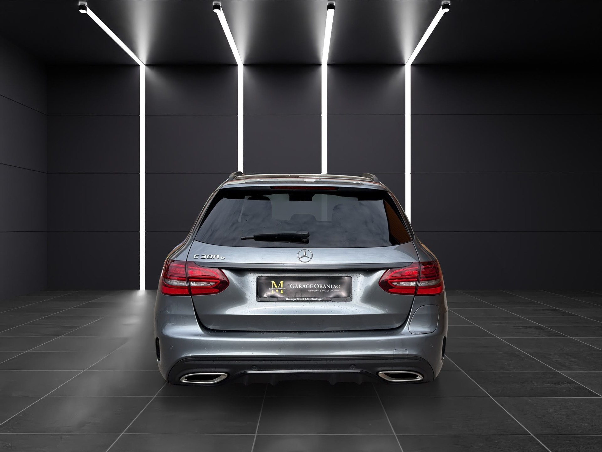 MERCEDES-BENZ C 300 e T-Modell AMG Line 9G-Tronic-showroom-element-3