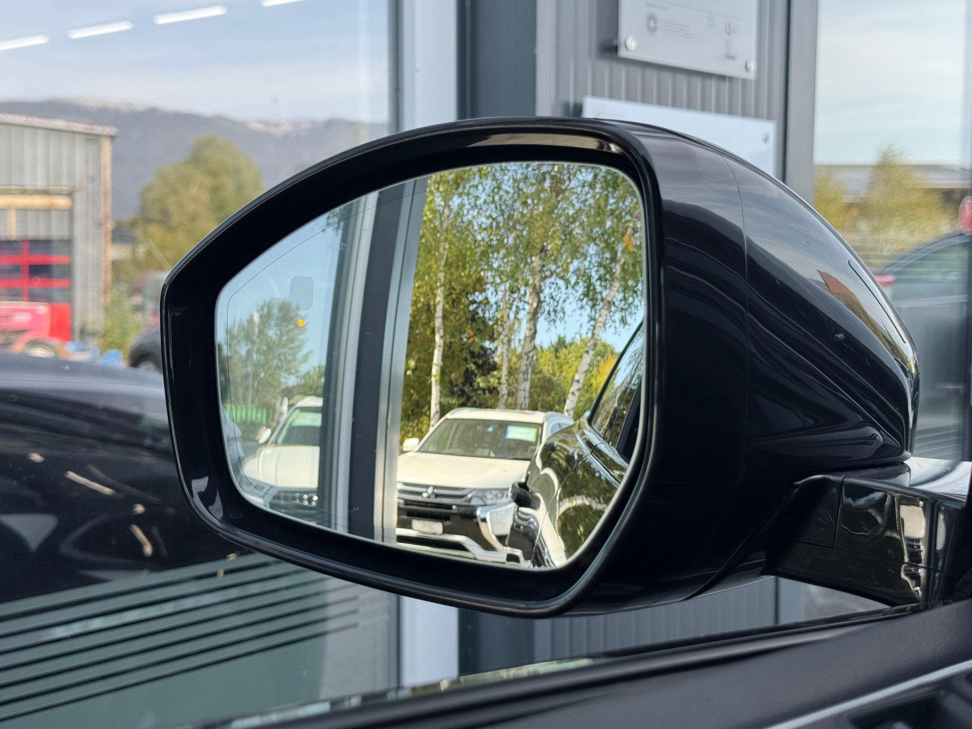 JAGUAR F-Pace 3.0 V6 Prestige AWD Automatik *Panorama-Schiebedach + Rückfahrkamera*-image-25