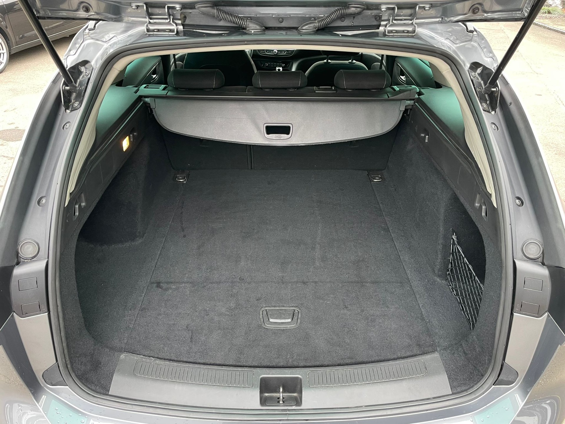 OPEL Insignia 2.0 CDTI Sports Tourer Edition Automatic-image-7