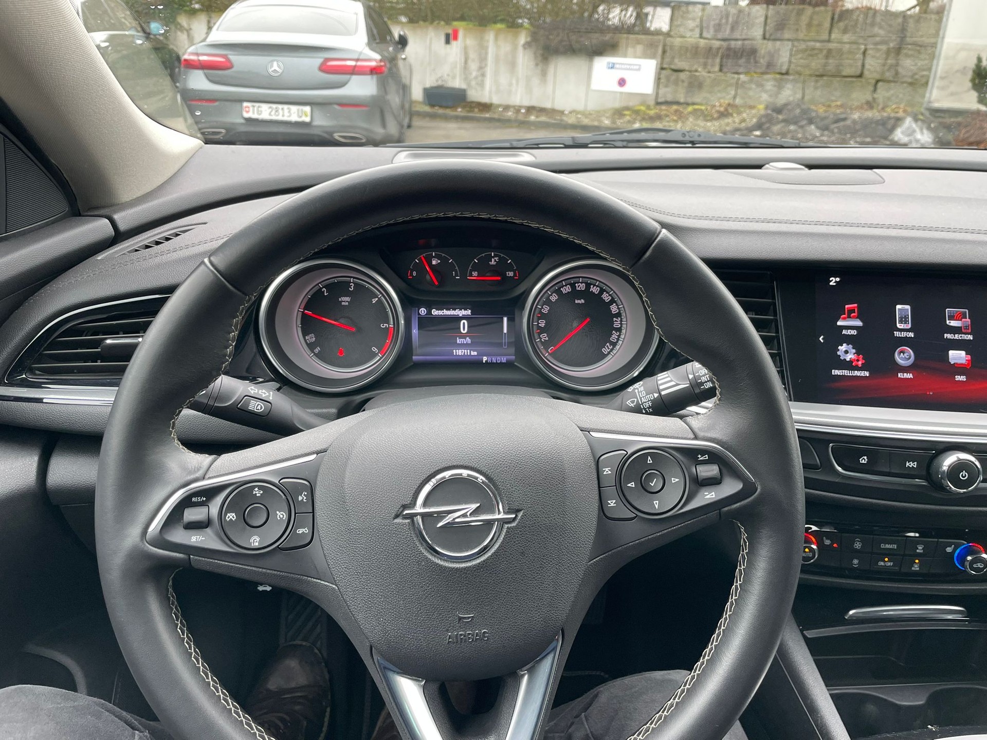 OPEL Insignia 2.0 CDTI Sports Tourer Edition Automatic-image-10