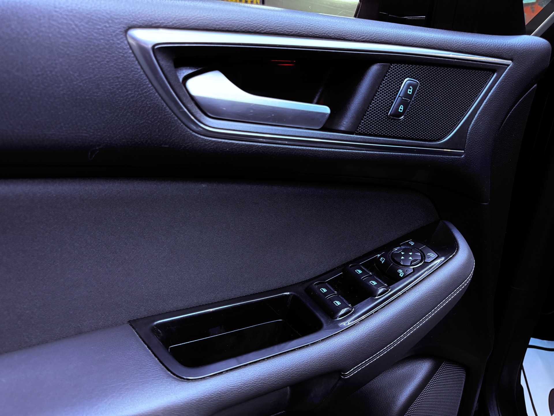 FORD Galaxy 2.0 TDCi Titanium AWD PowerShift 7 PLÄTZER-image-21