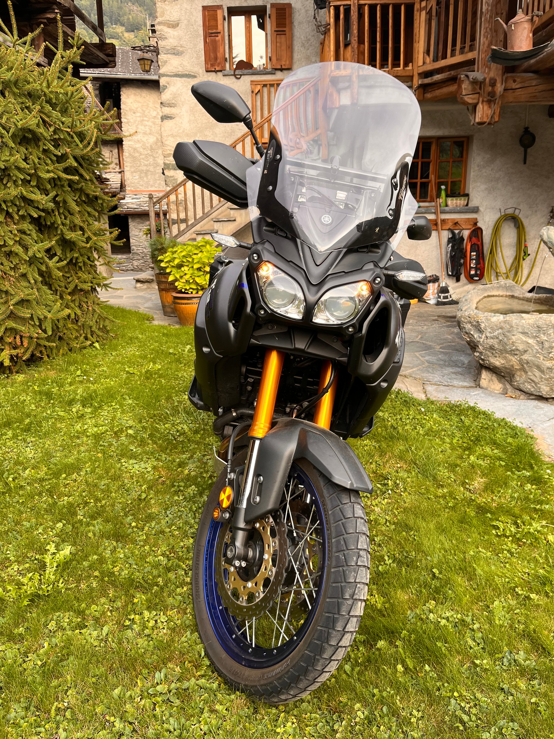 YAMAHA XT 1200 ZE Super Ténéré-image-5