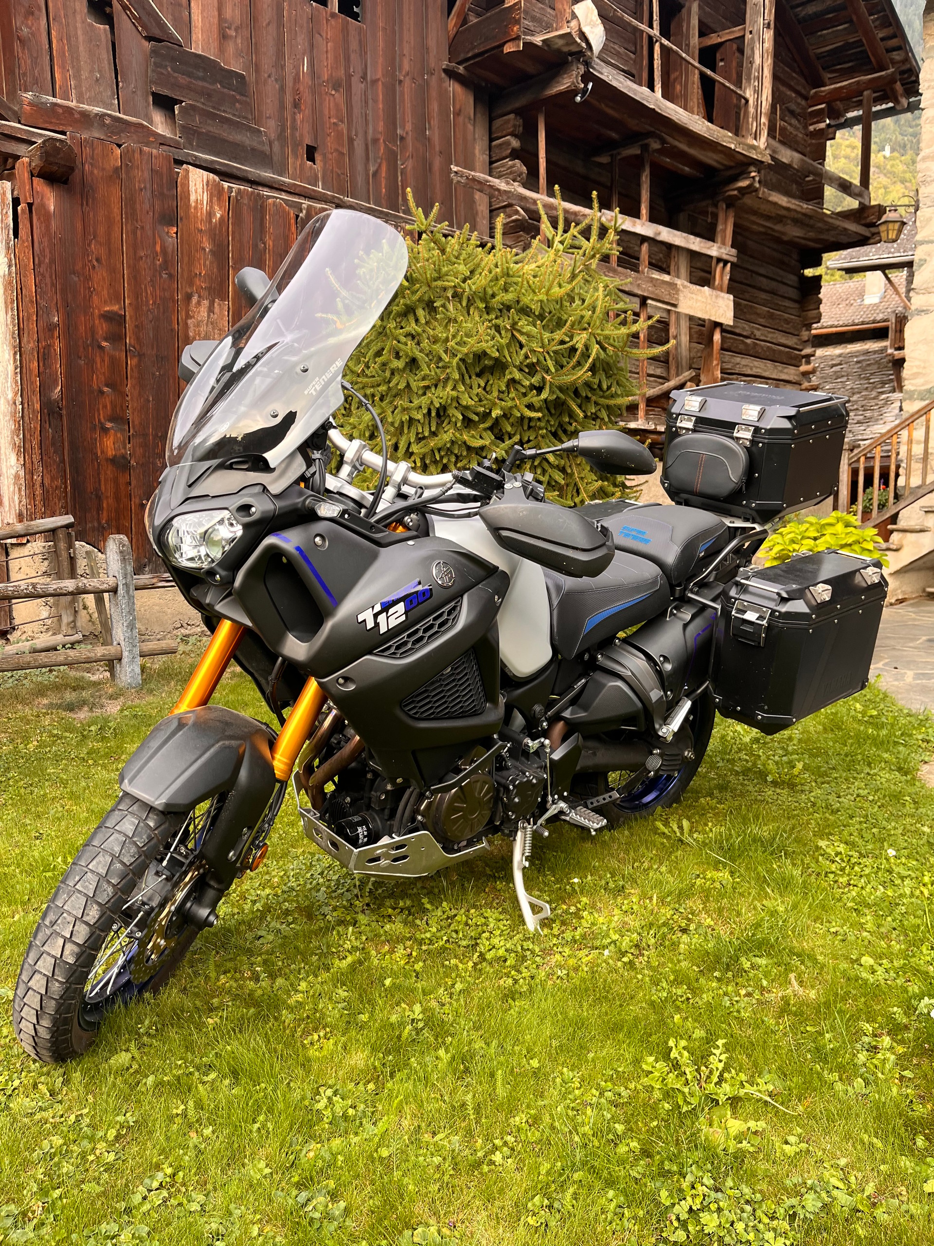 YAMAHA XT 1200 ZE Super Ténéré-image-0