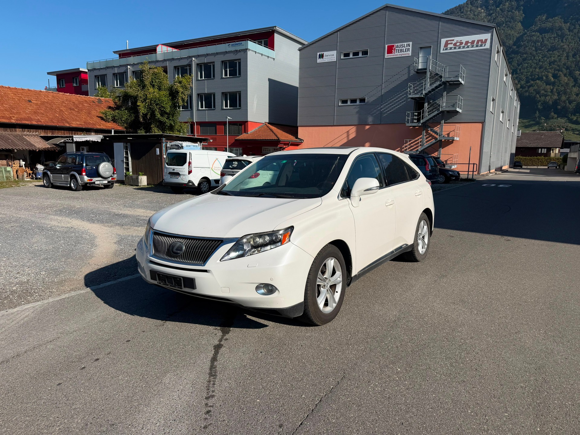 LEXUS 450 H-showroom-element-1