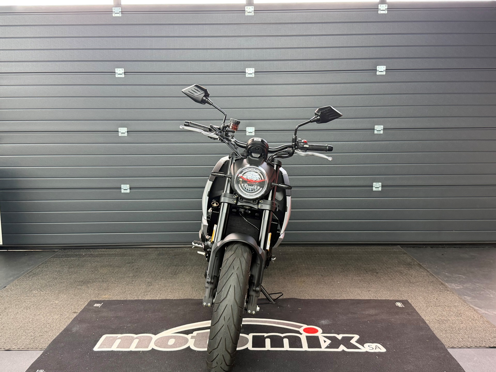 SWM 500-image-1