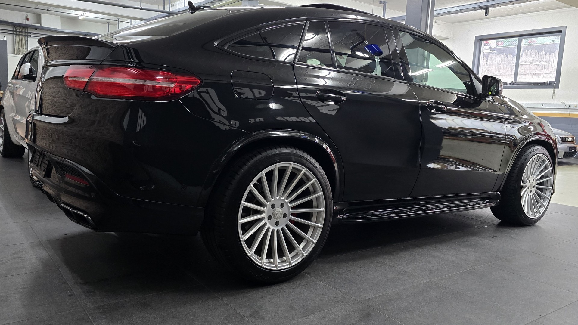 MERCEDES-BENZ GLE Coupé 63 S AMG 4Matic Speedshift-image-12