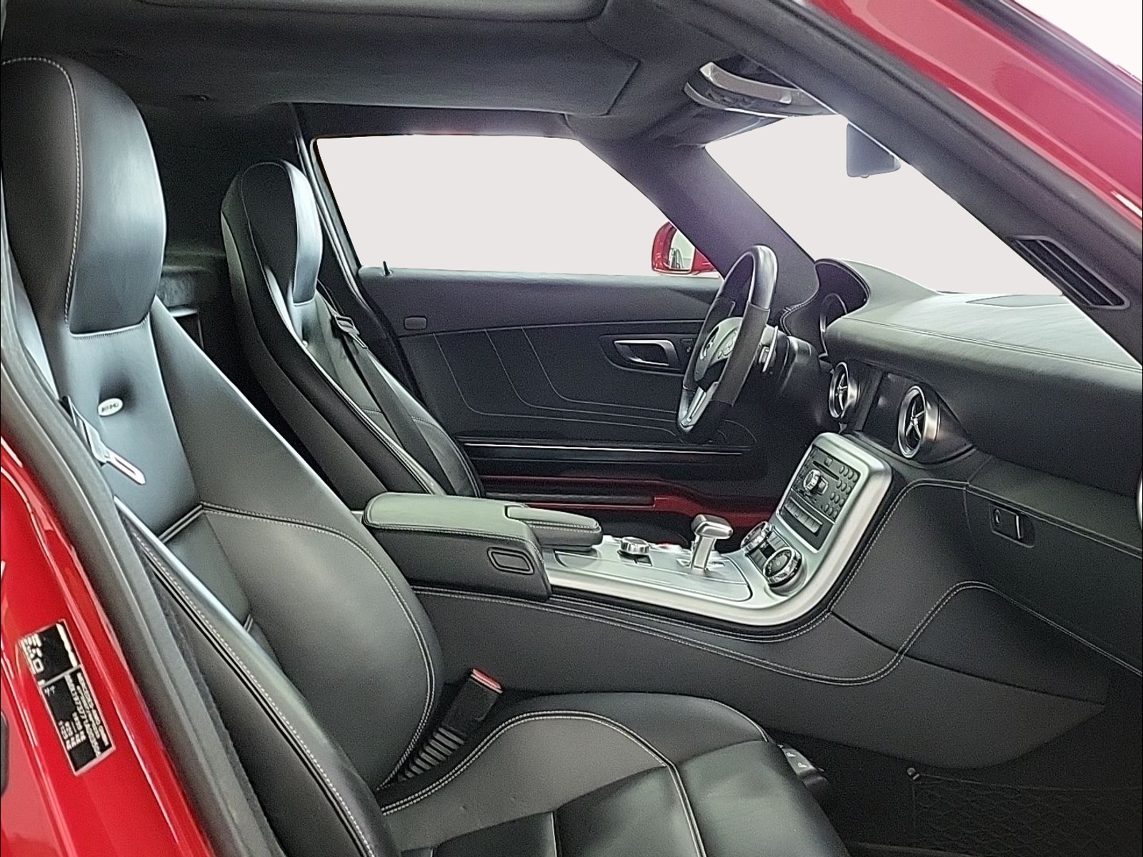 MERCEDES-BENZ SLS 63 AMG Speedshift-image-9