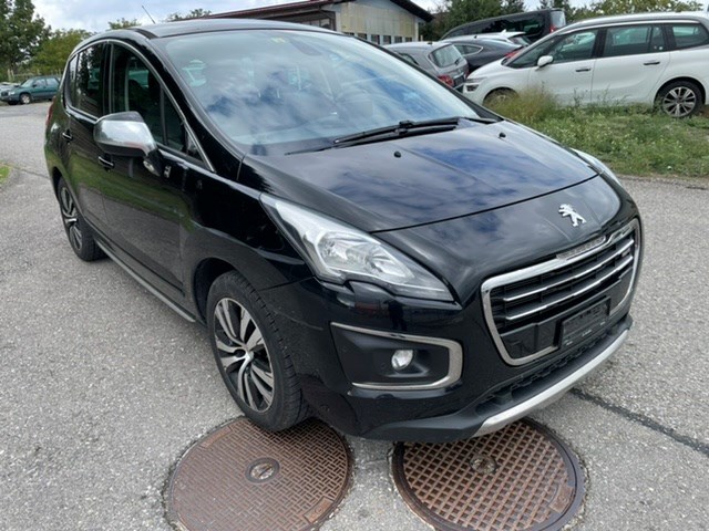 PEUGEOT 3008 HYbrid4 2.0 HDI ETG6-image-2
