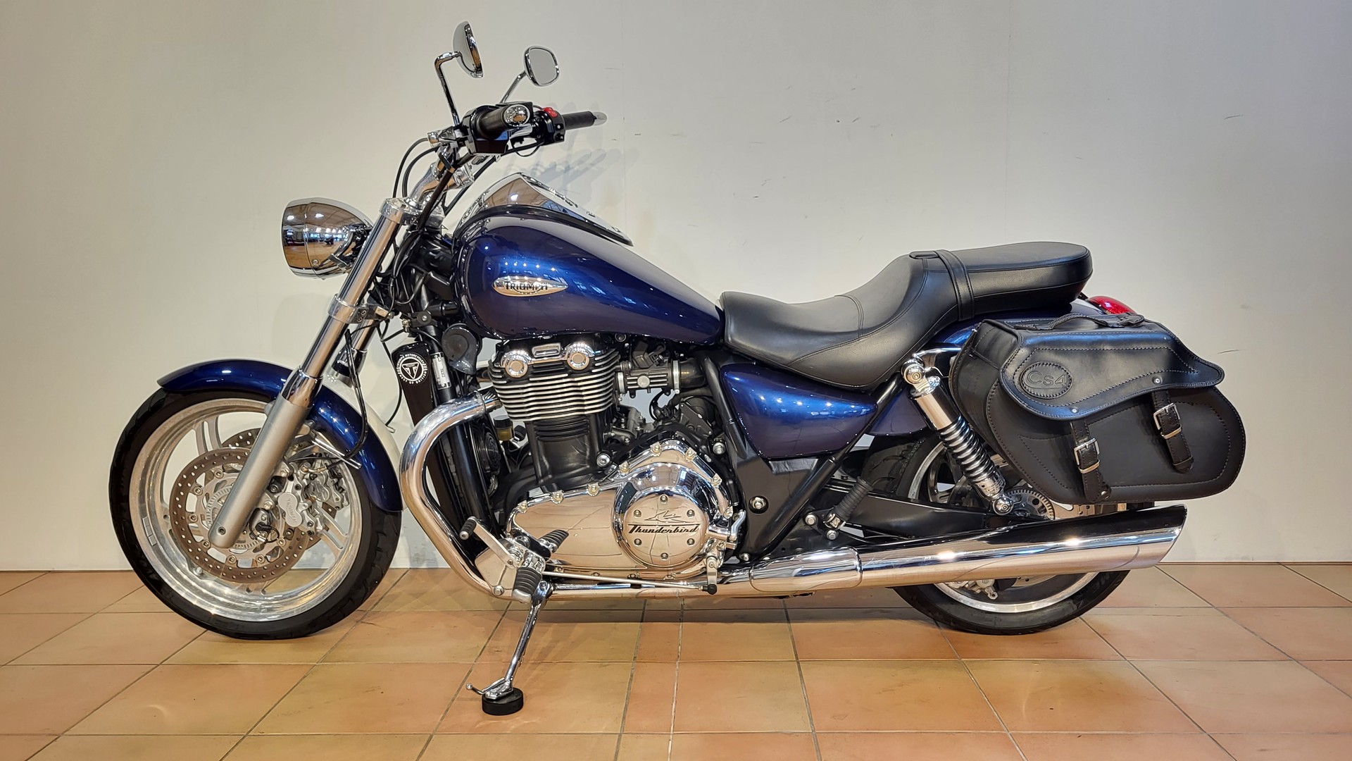 TRIUMPH Thunderbird 1600 ABS-image-1