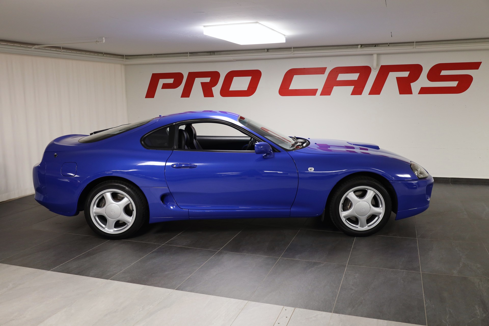 TOYOTA Supra 3.0i TwinTurbo A-image-2