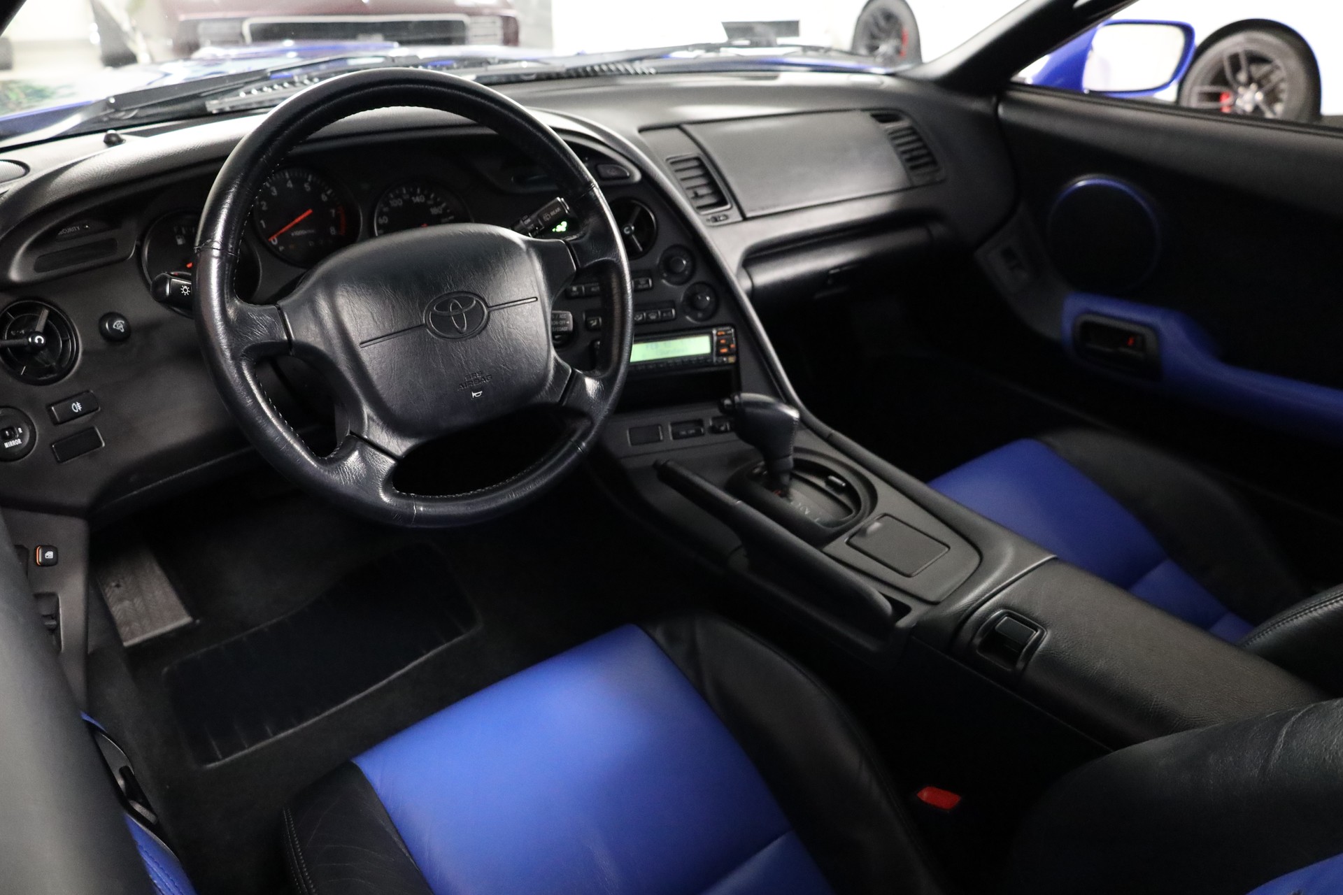 TOYOTA Supra 3.0i TwinTurbo A-image-8