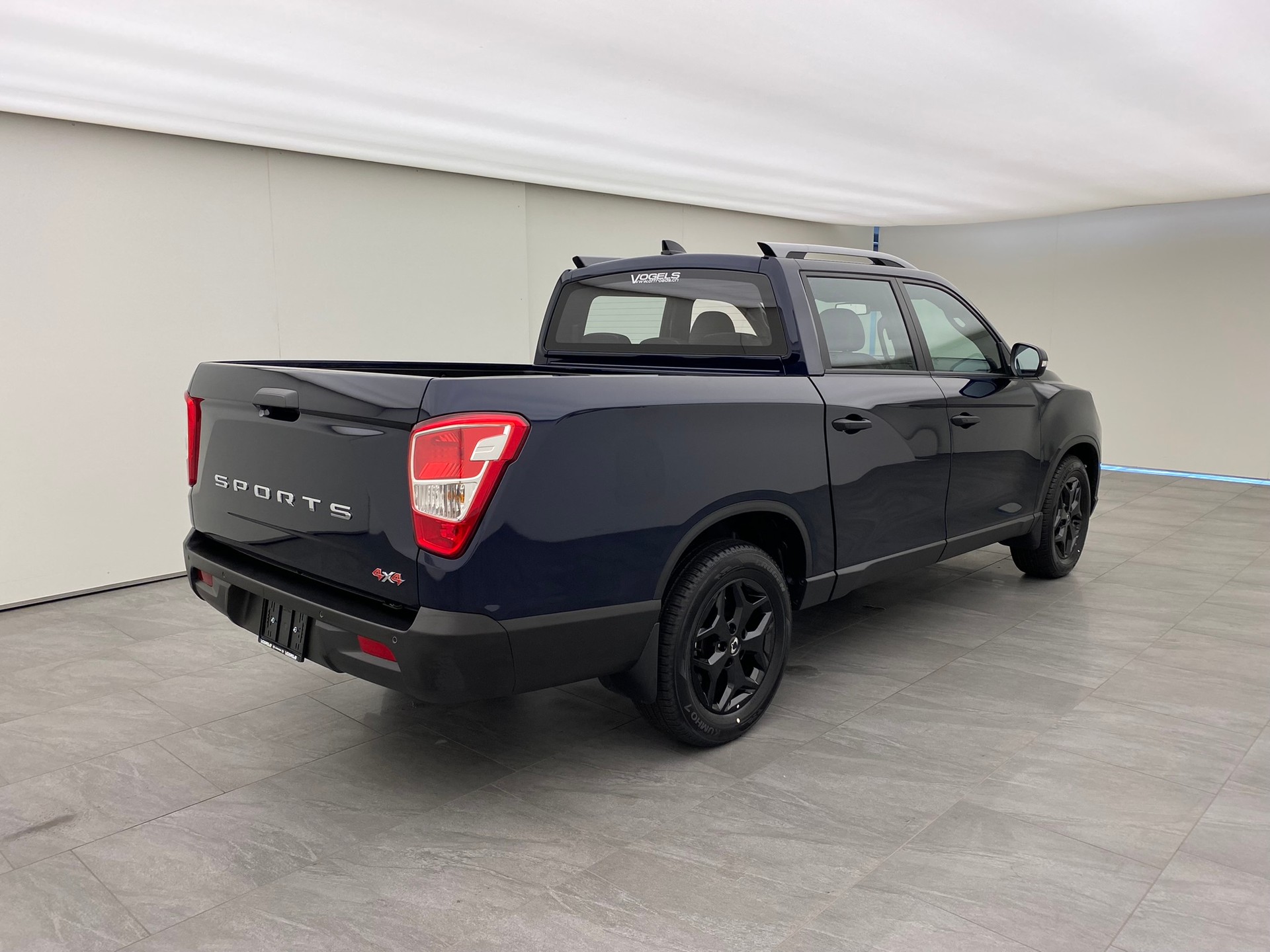 KGM-SsangYong Musso Grand Black Pack 2.2D 4WD-showroom-element-3