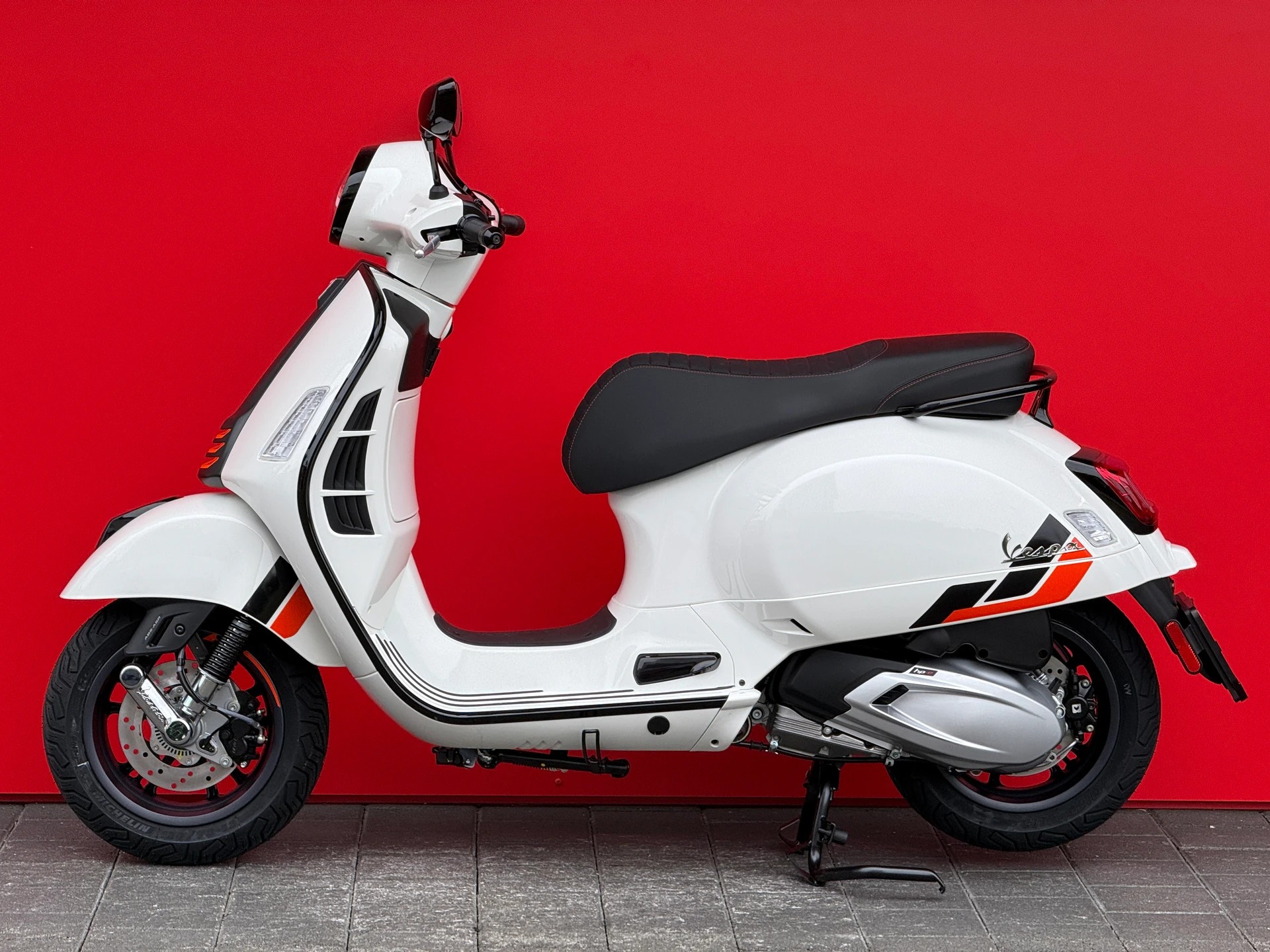 PIAGGIO Vespa GTS 125 Super Sport RST Euro 5+-image-4
