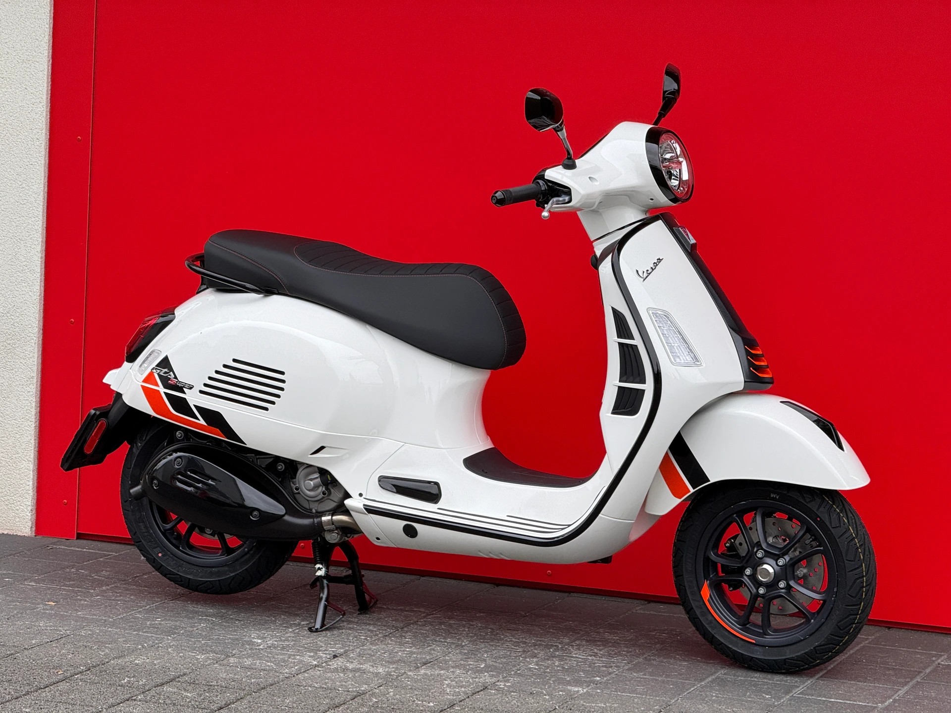 PIAGGIO Vespa GTS 125 Super Sport RST Euro 5+-image-3