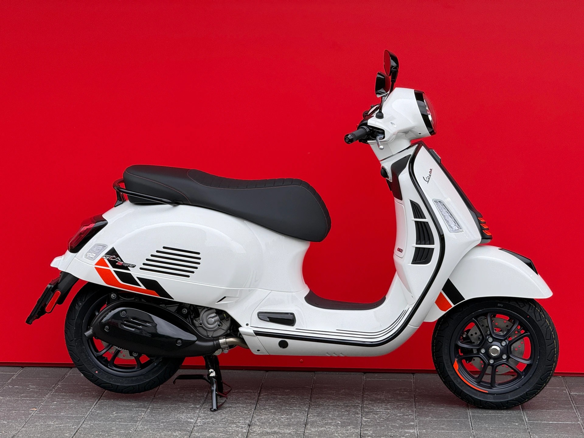 PIAGGIO Vespa GTS 125 Super Sport RST Euro 5+-image-0