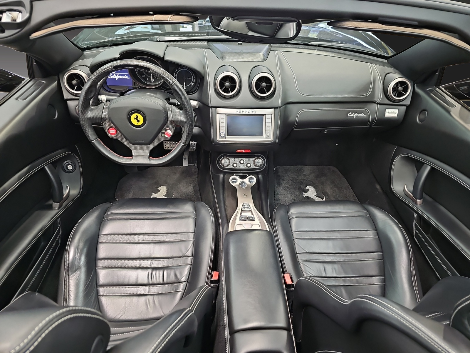 FERRARI California 4.3 V8-image-10