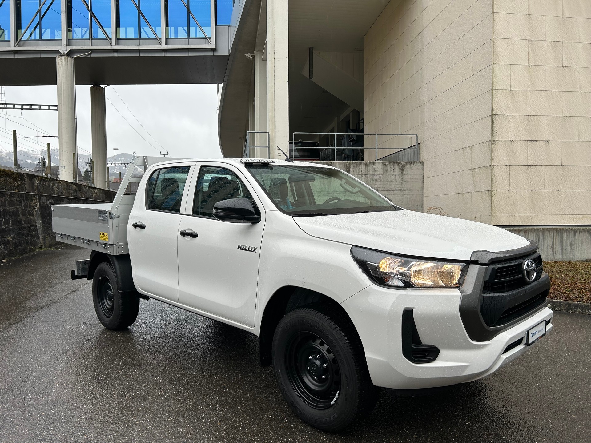 TOYOTA Hilux 2.4D-4D Comfort Double Cab 4x4-image-11