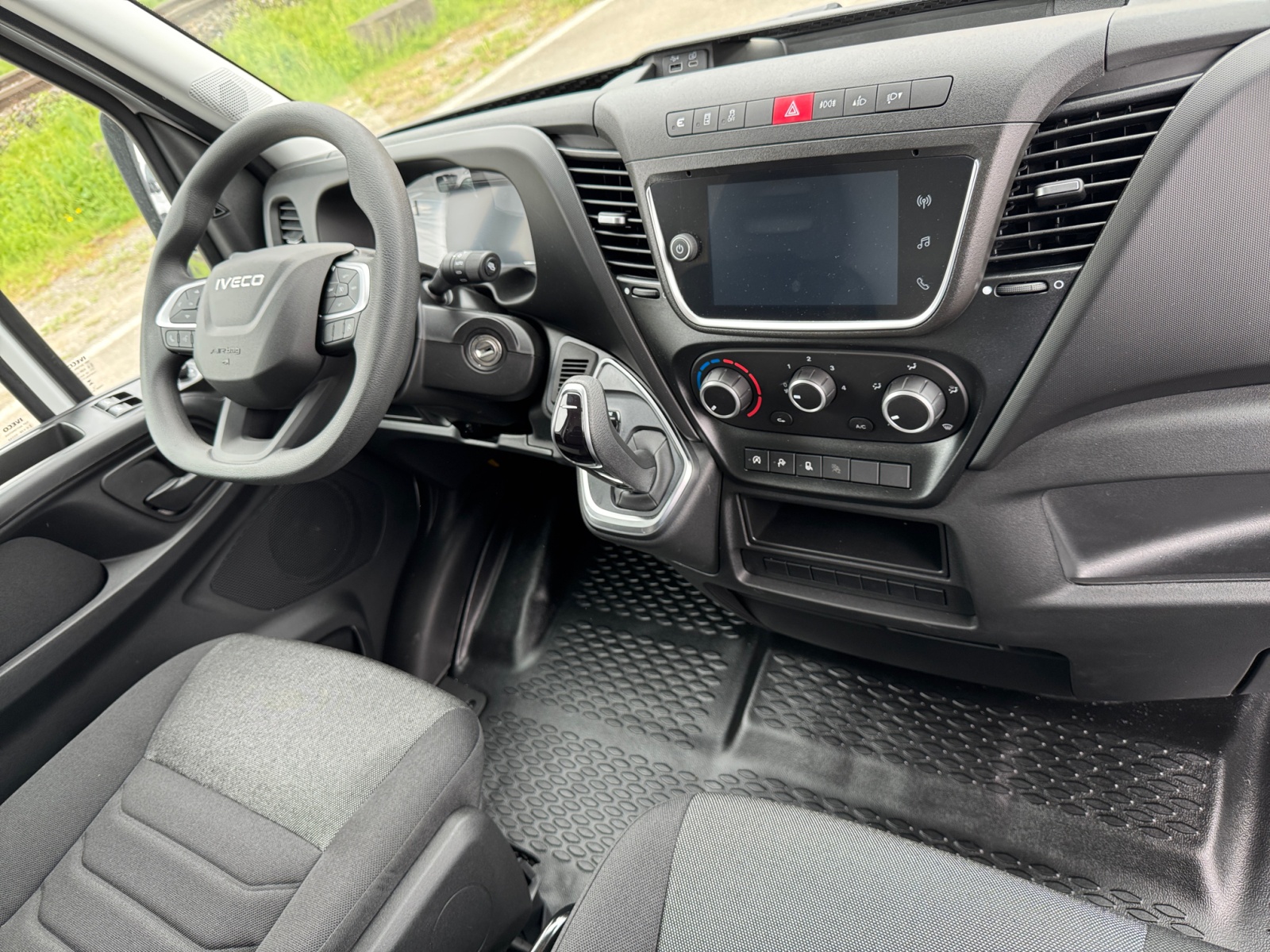 IVECO 35S18HA8V H2-image-11