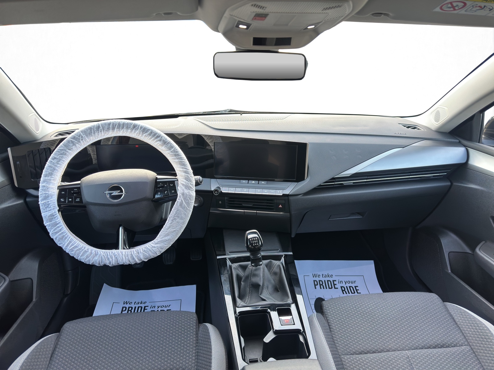 OPEL Astra 1.2i Turbo Ultimate-image-11