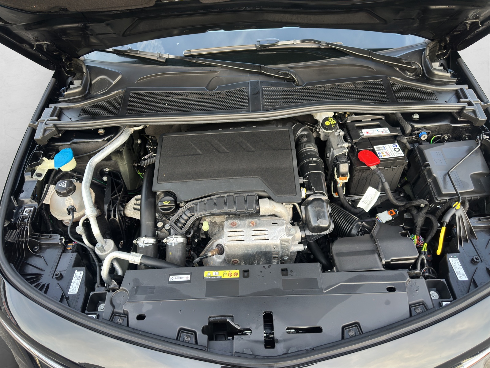 OPEL Astra 1.2i Turbo Ultimate-image-15