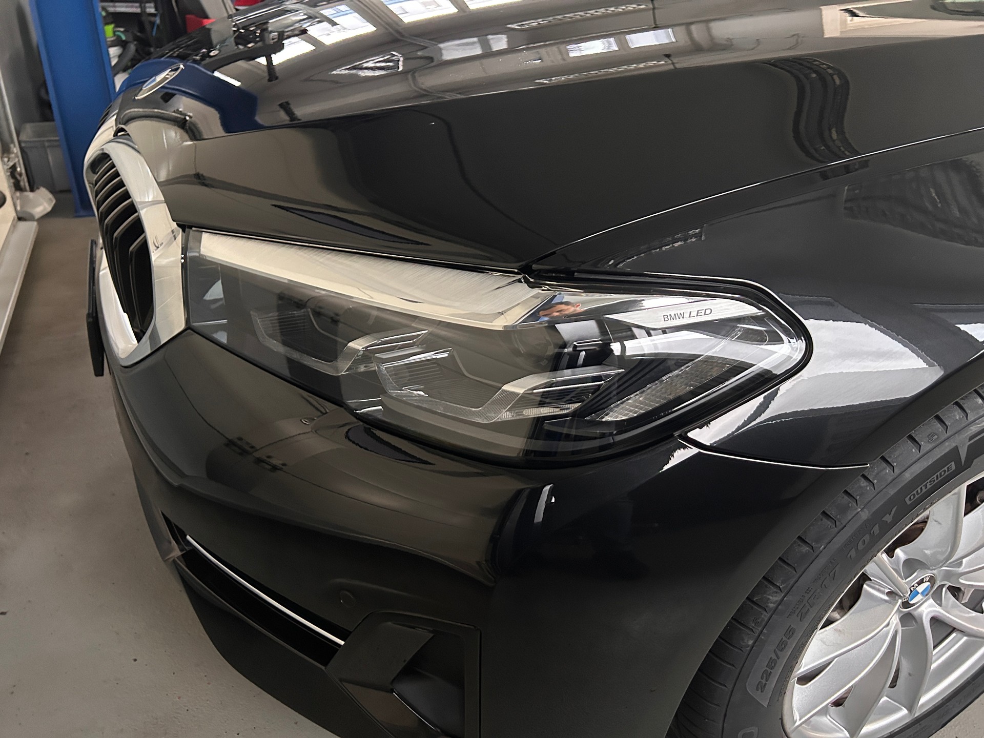 BMW 530i xDrive-image-4