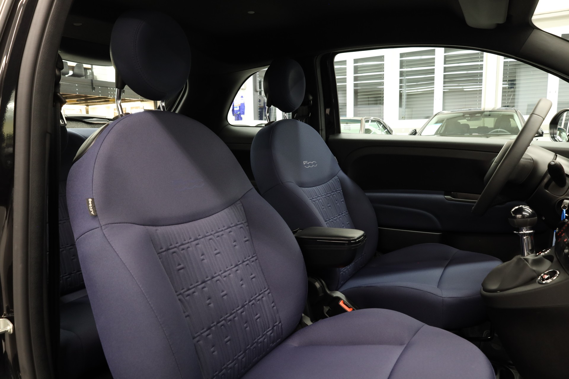 FIAT 500 1.0 Hybrid Cult-image-12