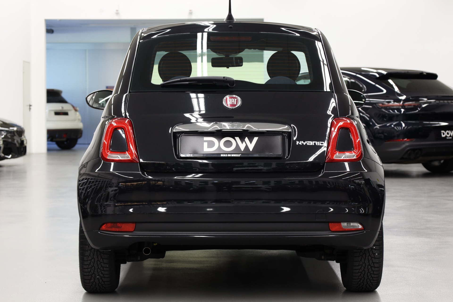 FIAT 500 1.0 Hybrid Cult-image-6