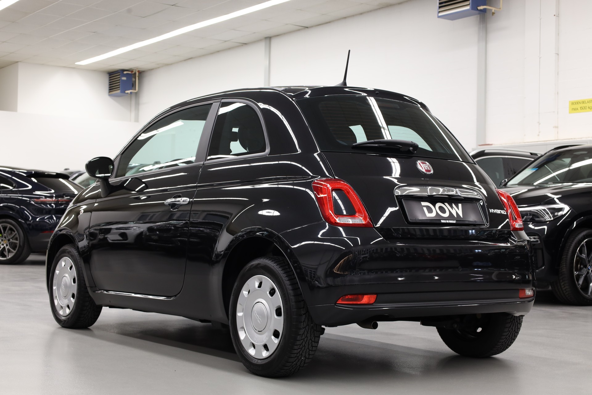 FIAT 500 1.0 Hybrid Cult-image-4