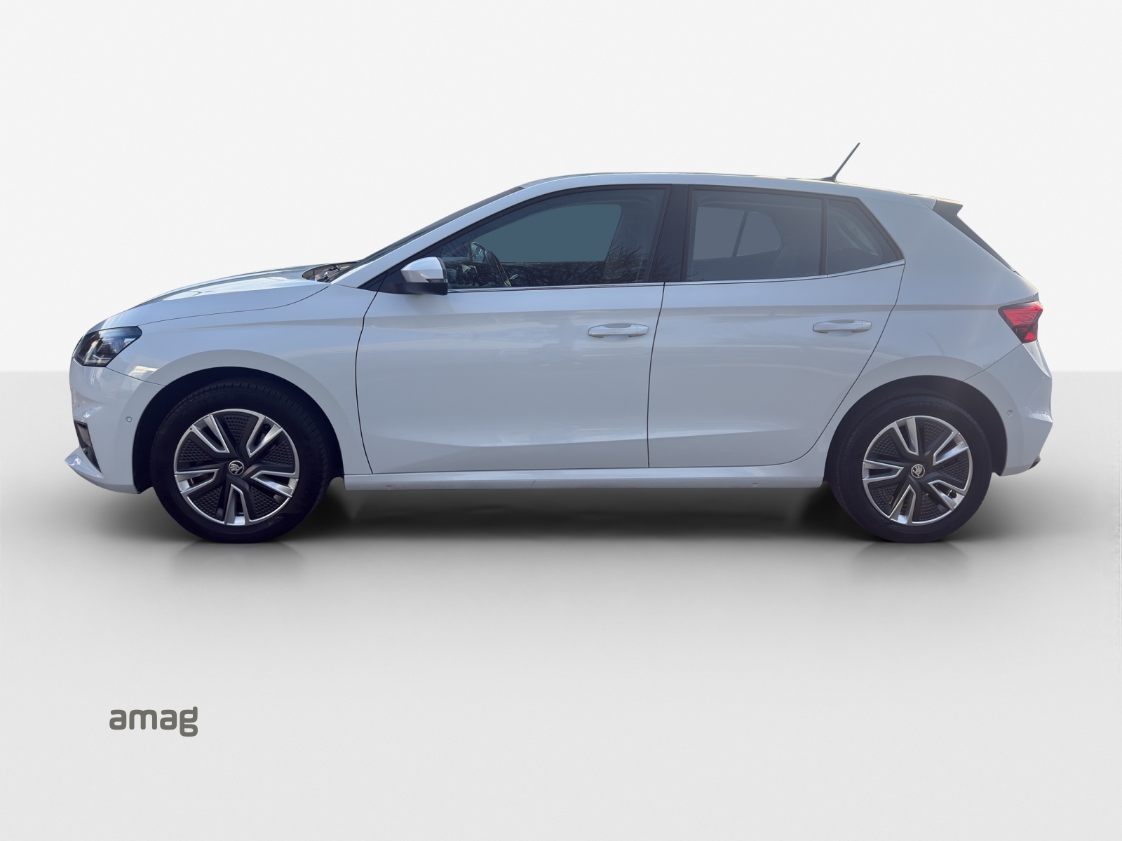 SKODA Fabia 1.0 TSI First Edition DSG-showroom-element-1